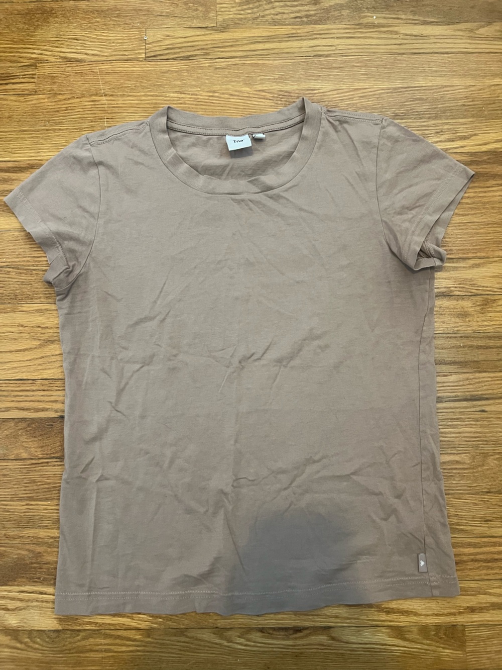 TNA Women’s Short Sleeve Crew Tee in Taupe
